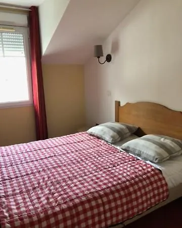 Le Hameau Du *